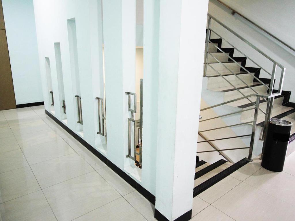 Amaliun Hotel Medan Esterno foto