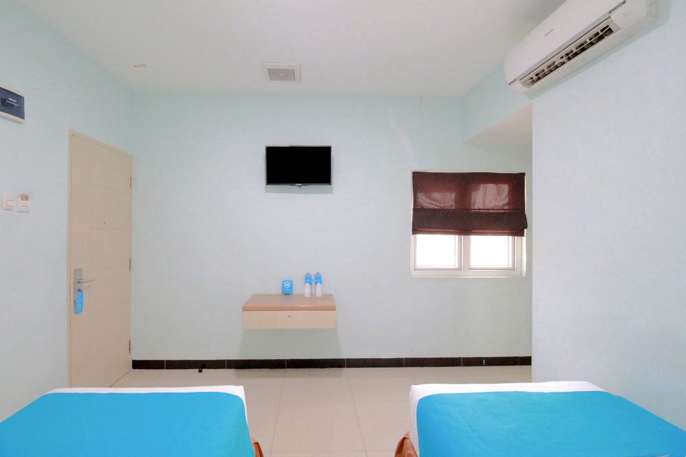 Amaliun Hotel Medan Esterno foto