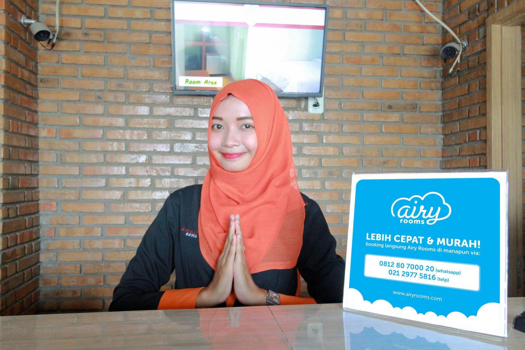 Amaliun Hotel Medan Esterno foto